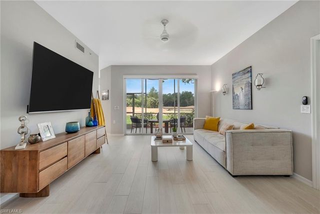 3495 Laurel Greens LN S 101, Naples, FL 34119