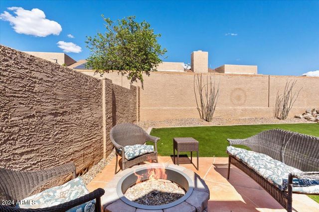 9058 E GELDING Drive, Scottsdale, AZ 85260