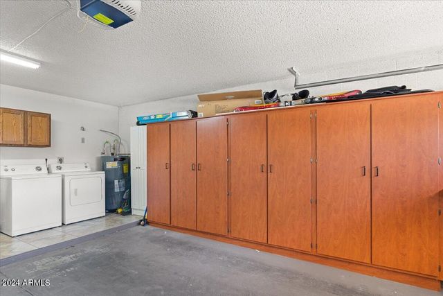 9058 E GELDING Drive, Scottsdale, AZ 85260