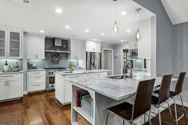 7612 Maplecrest Drive, Dallas, TX 75254