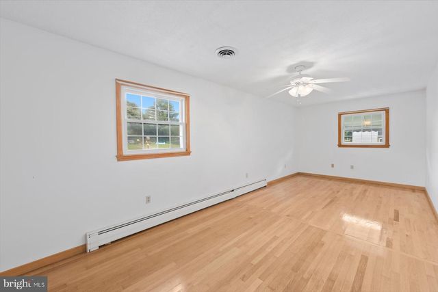 504 SWAN RD, Salisbury, MD 21801