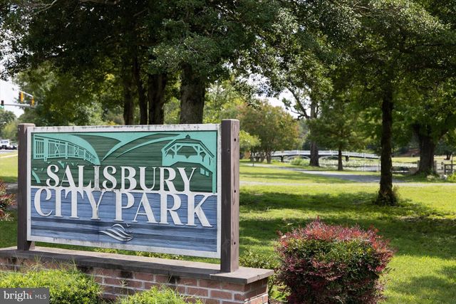 504 SWAN RD, Salisbury, MD 21801