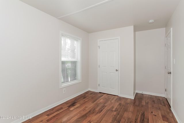 1842 Baird St, Louisville, KY 40203