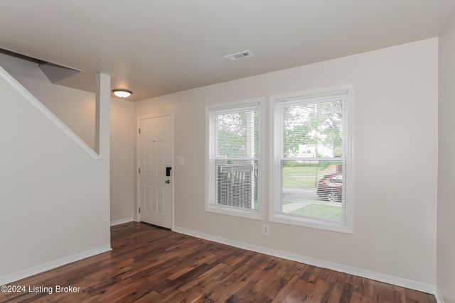 1842 Baird St, Louisville, KY 40203