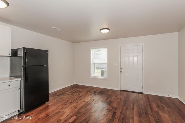 1842 Baird St, Louisville, KY 40203