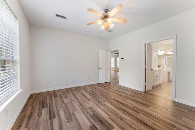 28539 E Benders Landing Boulevard, Spring, TX 77386