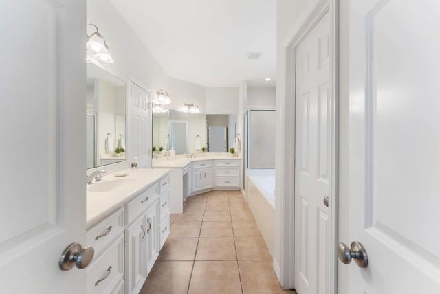 28539 E Benders Landing Boulevard, Spring, TX 77386