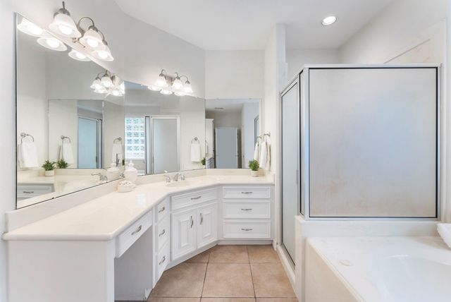 28539 E Benders Landing Boulevard, Spring, TX 77386