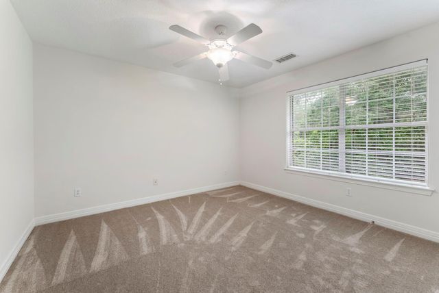 28539 E Benders Landing Boulevard, Spring, TX 77386