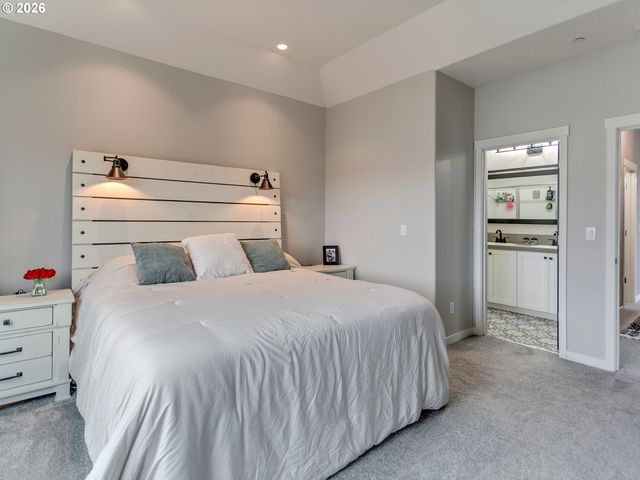 28606 Sw PARIS Ave, Wilsonville, OR 97070