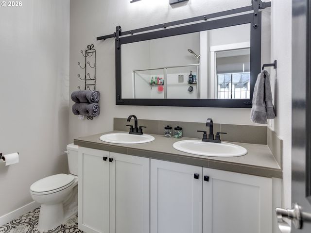 28606 Sw PARIS Ave, Wilsonville, OR 97070