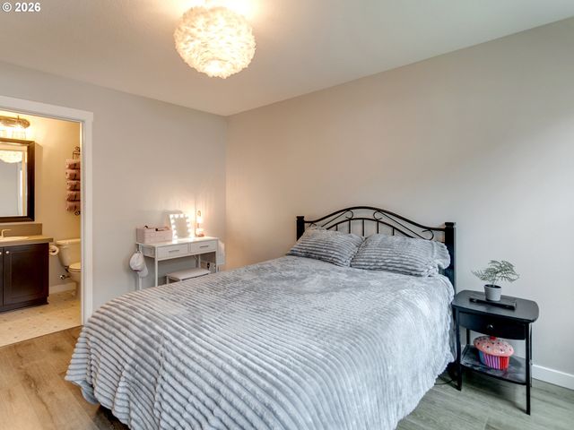 28606 Sw PARIS Ave, Wilsonville, OR 97070