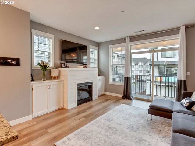 28606 Sw PARIS Ave, Wilsonville, OR 97070