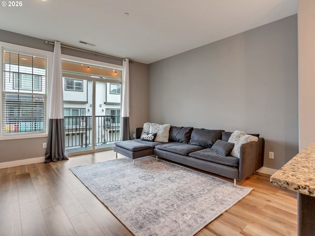 28606 Sw PARIS Ave, Wilsonville, OR 97070