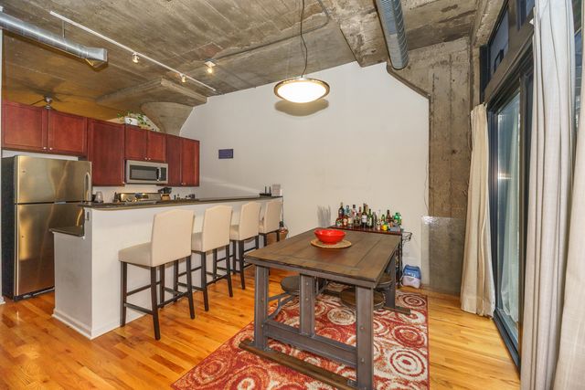 1000 W 15th Street 115, Chicago, IL 60608