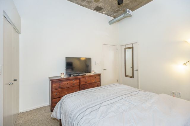 1000 W 15th Street 115, Chicago, IL 60608