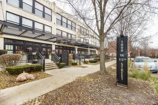 1000 W 15th Street 115, Chicago, IL 60608
