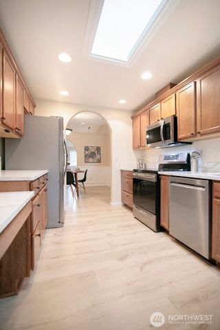18 Willow Point Loop, Longview, WA 98632