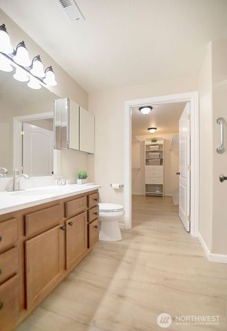 18 Willow Point Loop, Longview, WA 98632
