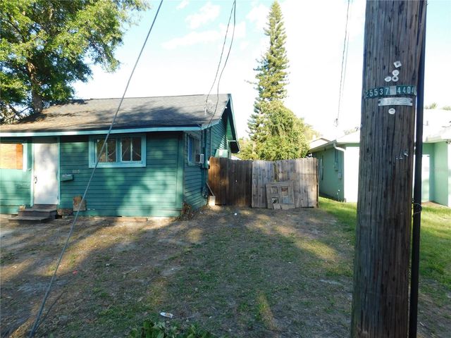 8015 N 11TH STREET, Tampa, FL 33604