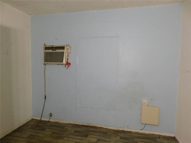 8015 N 11TH STREET, Tampa, FL 33604