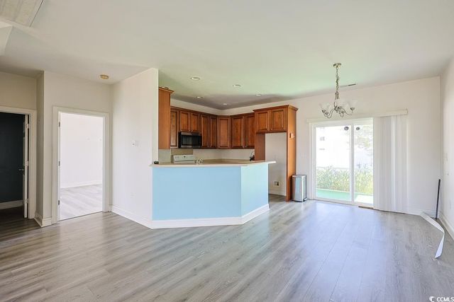 524 Cottage Oaks Circle, Myrtle Beach, SC 29579
