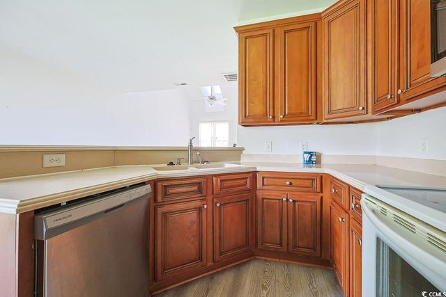 524 Cottage Oaks Circle, Myrtle Beach, SC 29579