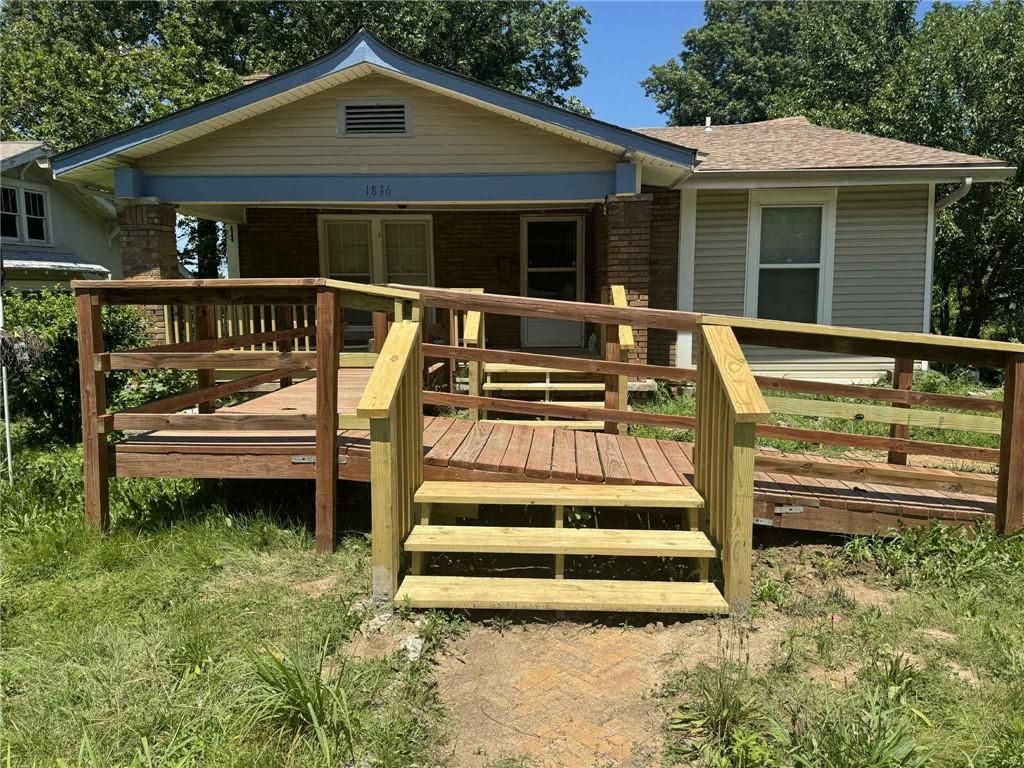1836 Freeman Avenue, Kansas City, KS 66102