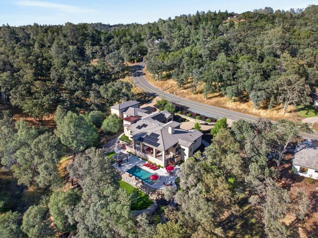 23310 Darkhorse Drive, Auburn, CA 95602
