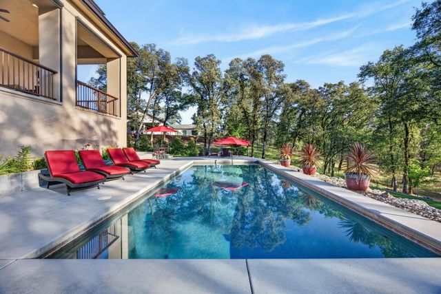 23310 Darkhorse Drive, Auburn, CA 95602