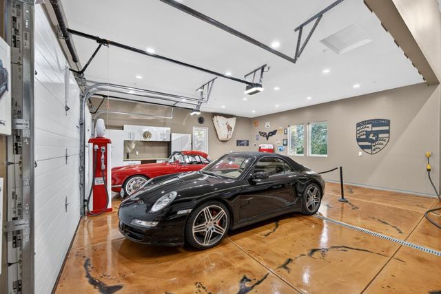 23310 Darkhorse Drive, Auburn, CA 95602