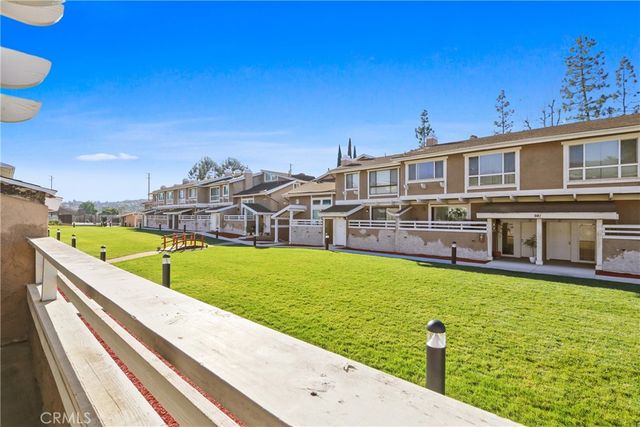 989 W Imperial D, La Habra, CA 90631