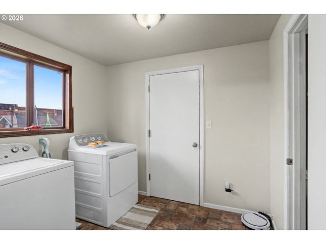 1537 LEHIGH Way, Albany, OR 97322