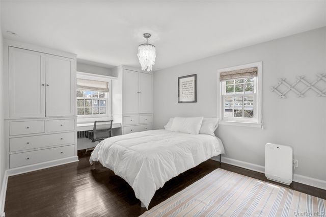 35 Wildwood Road, New Rochelle, NY 10804