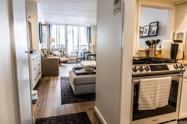 650 Shore Road 1C, Long Beach, NY 11561