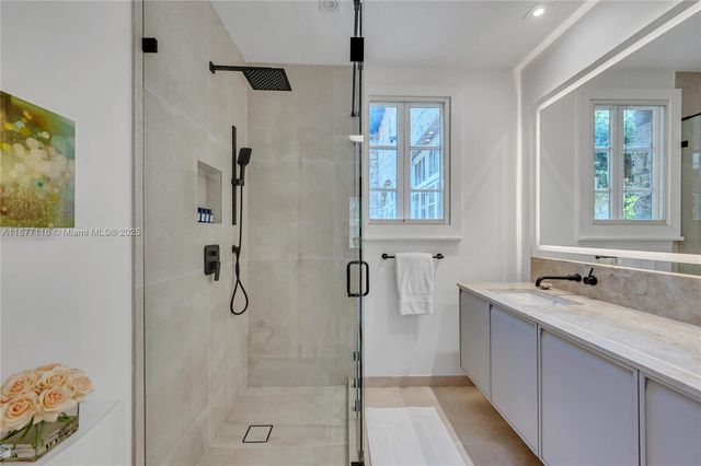 3903 Granada Blvd, Coral Gables, FL 33134