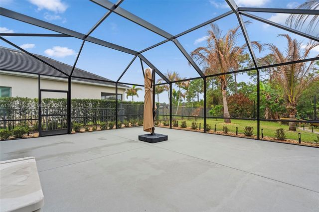 4764 SW Briarwood Court, Stuart, FL 34997