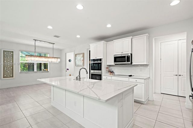 4764 SW Briarwood Court, Stuart, FL 34997