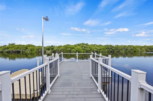 4764 SW Briarwood Court, Stuart, FL 34997