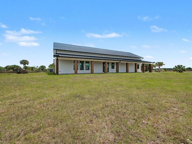 9480 Carlton Road, Port St. Lucie, FL 34987