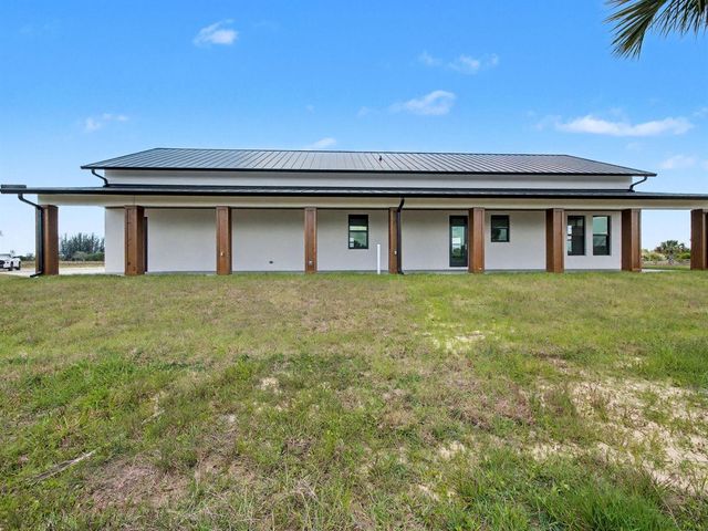 9480 Carlton Road, Port St. Lucie, FL 34987