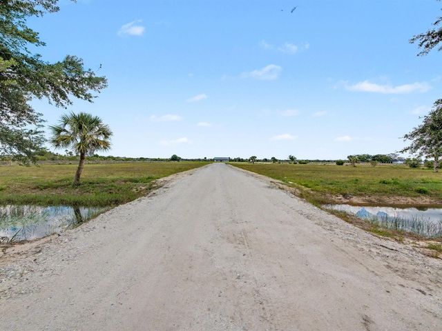 9480 Carlton Road, Port St. Lucie, FL 34987