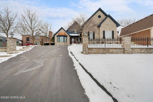 3204 Deep Water Lane, Maumee, OH 43537