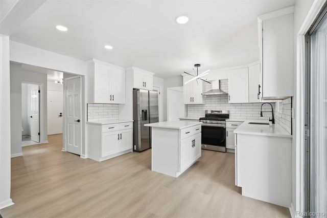 44570 Tillotson Drive, Canton Charter Township, MI 48187