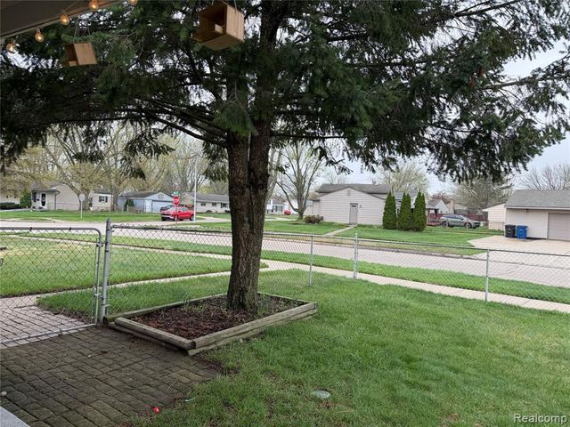 38604 Maes Street, Westland, MI 48186