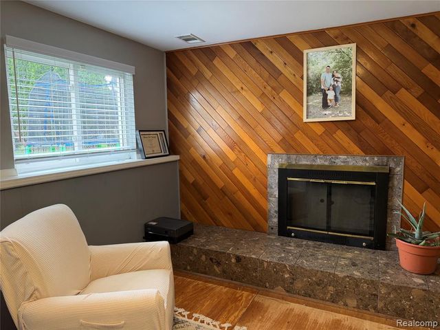 38604 Maes Street, Westland, MI 48186