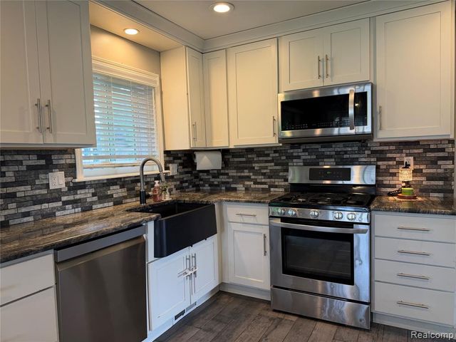 38604 Maes Street, Westland, MI 48186