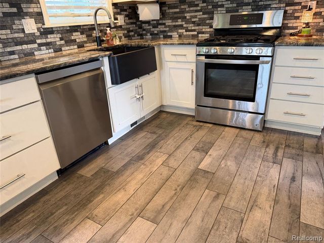 38604 Maes Street, Westland, MI 48186