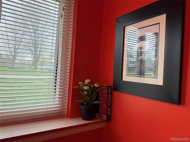 38604 Maes Street, Westland, MI 48186