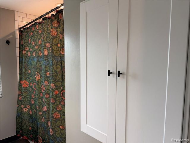 38604 Maes Street, Westland, MI 48186